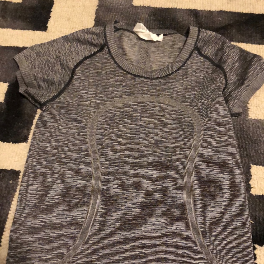 Lululemon Swiftly Tech Short Sleeve